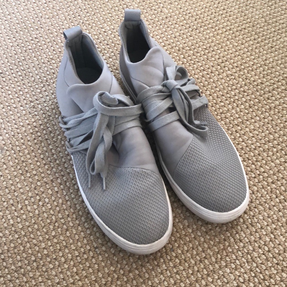 Steve Madden Lancer Sneaker